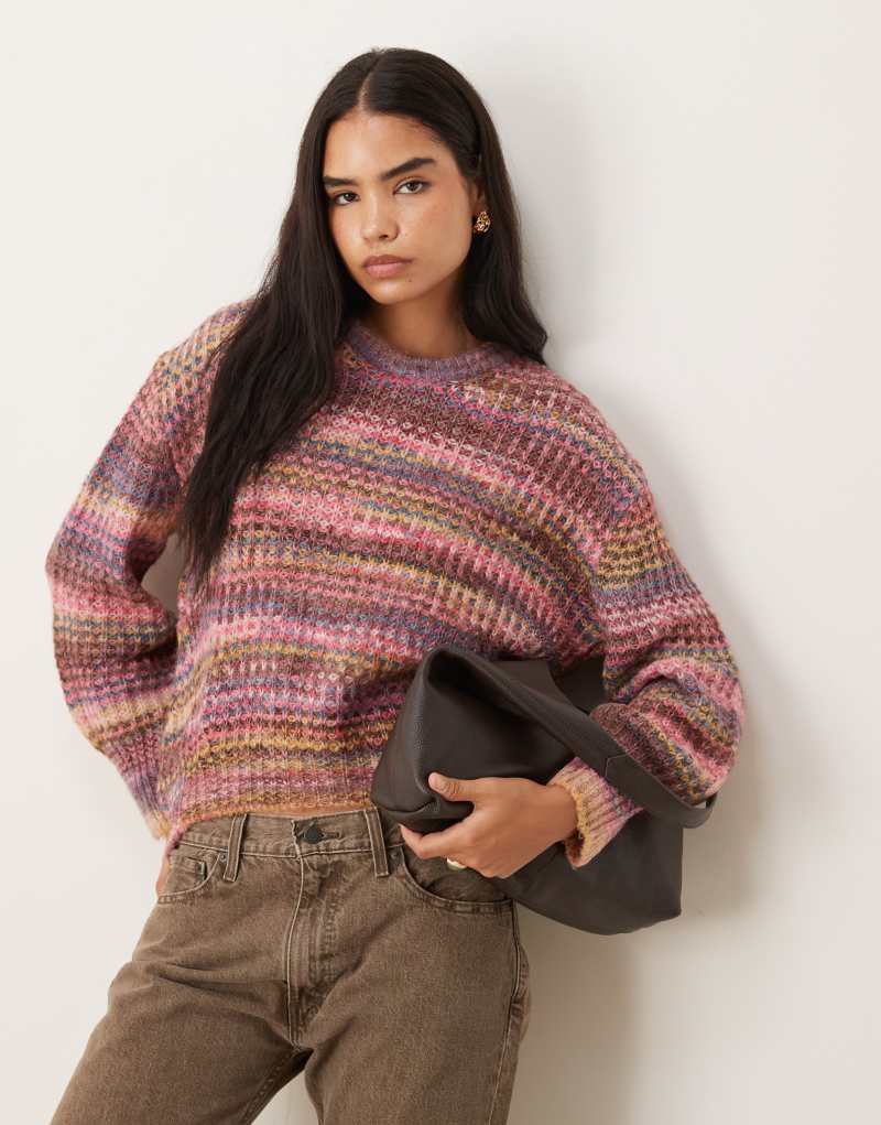 Trend bordo karışımı, oversize, uzay desenli örgü kazak.